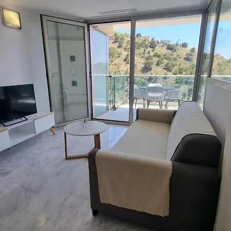 Appartamento Apartamento soleado con terraza privada