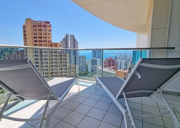 Skyline 9 De 2 Soleado Con Terraza Privada Μπένιντορμ